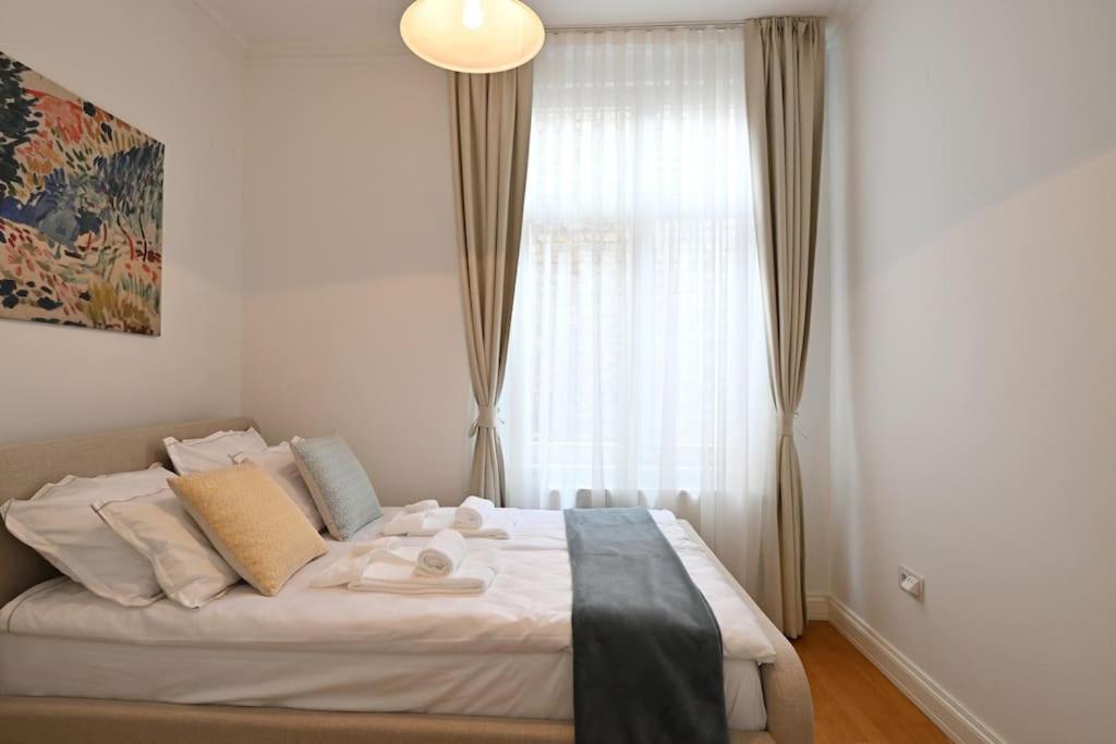 Luxury Urban Oasis Center Apartment Sarajevo